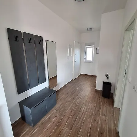 Elena & Lana Apartmán
