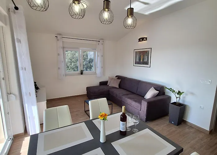 Apartman Elena & Lana Zára