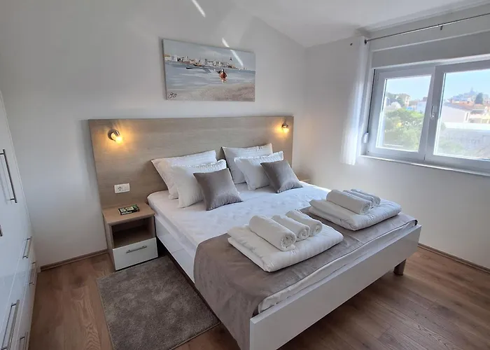 Apartman Elena & Lana Zára