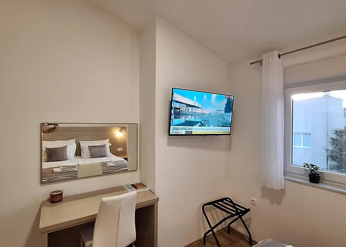 Elena & Lana Apartman Zára