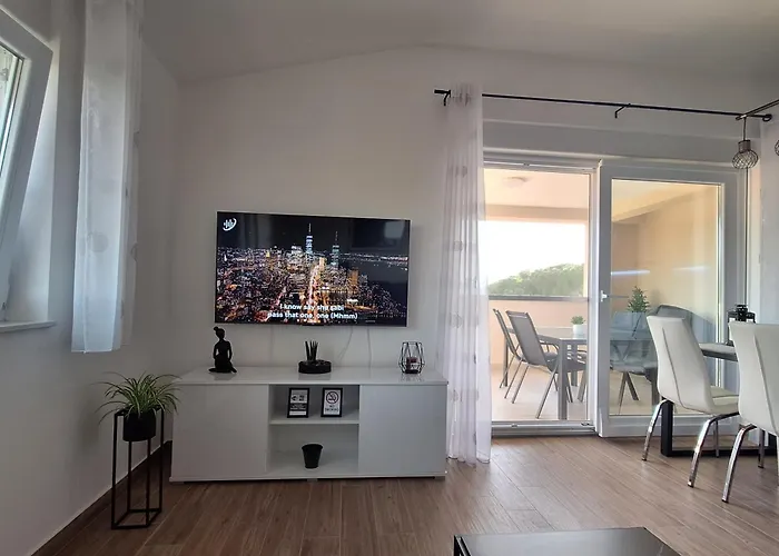 Apartman Elena & Lana Zára